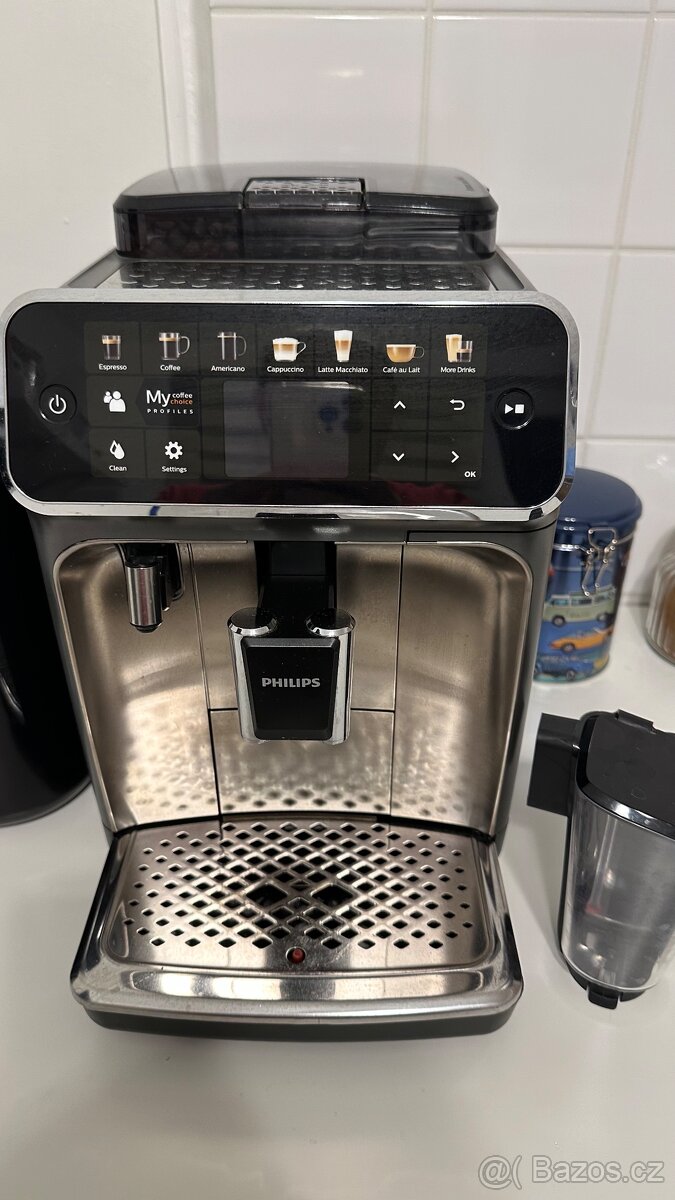 Kávovar Philips 5444