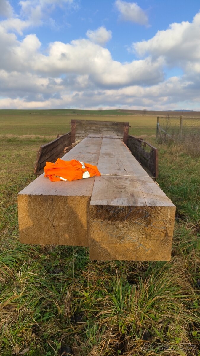 Dřevěné trámy, průvlaky