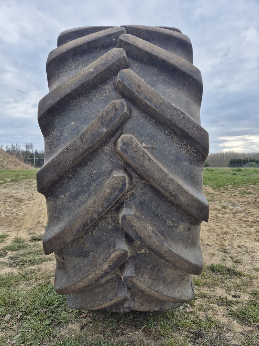 600/70 R30 168D/165E Michelin Axiobib 2