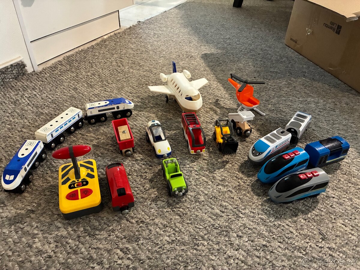 Velká krabice dřevěné vláčkodráhy (Brio / Playtive)