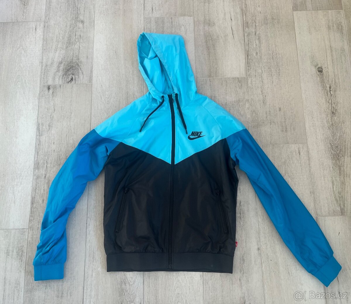 Dámská větrovka Nike Windrunner vel.L