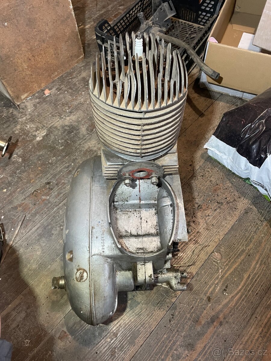 Prodám motor Jawa 250/353
