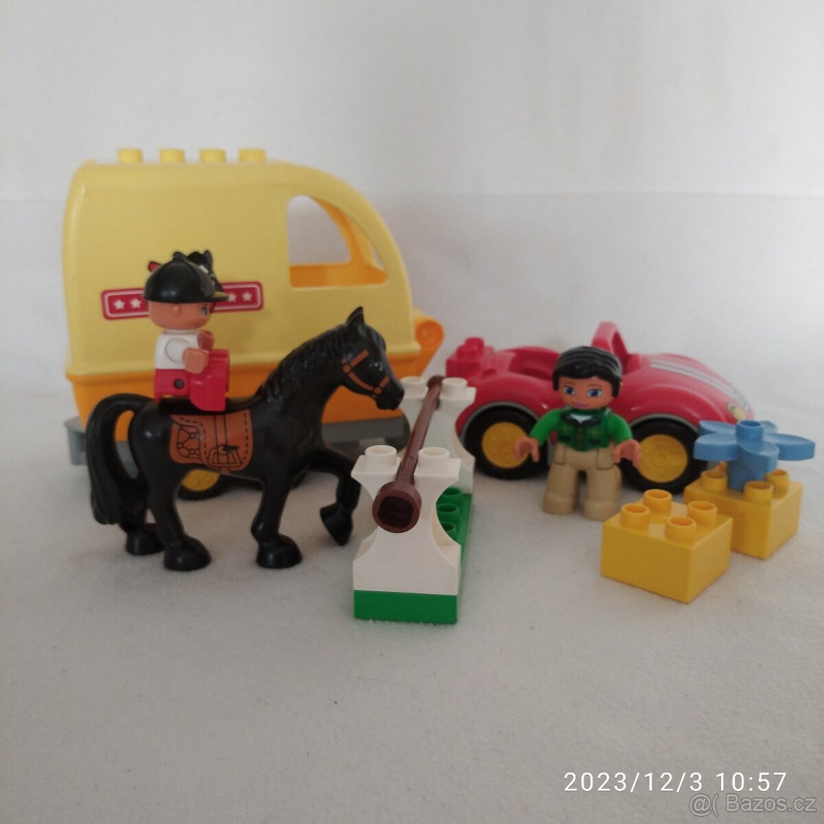 Lego duplo 10807 přívěs pro koně