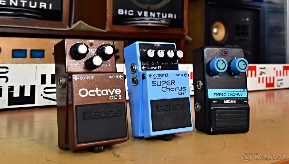 BOSS Octave OC-2, BOSS SUPER Chorus CH-1, LOCO BOX