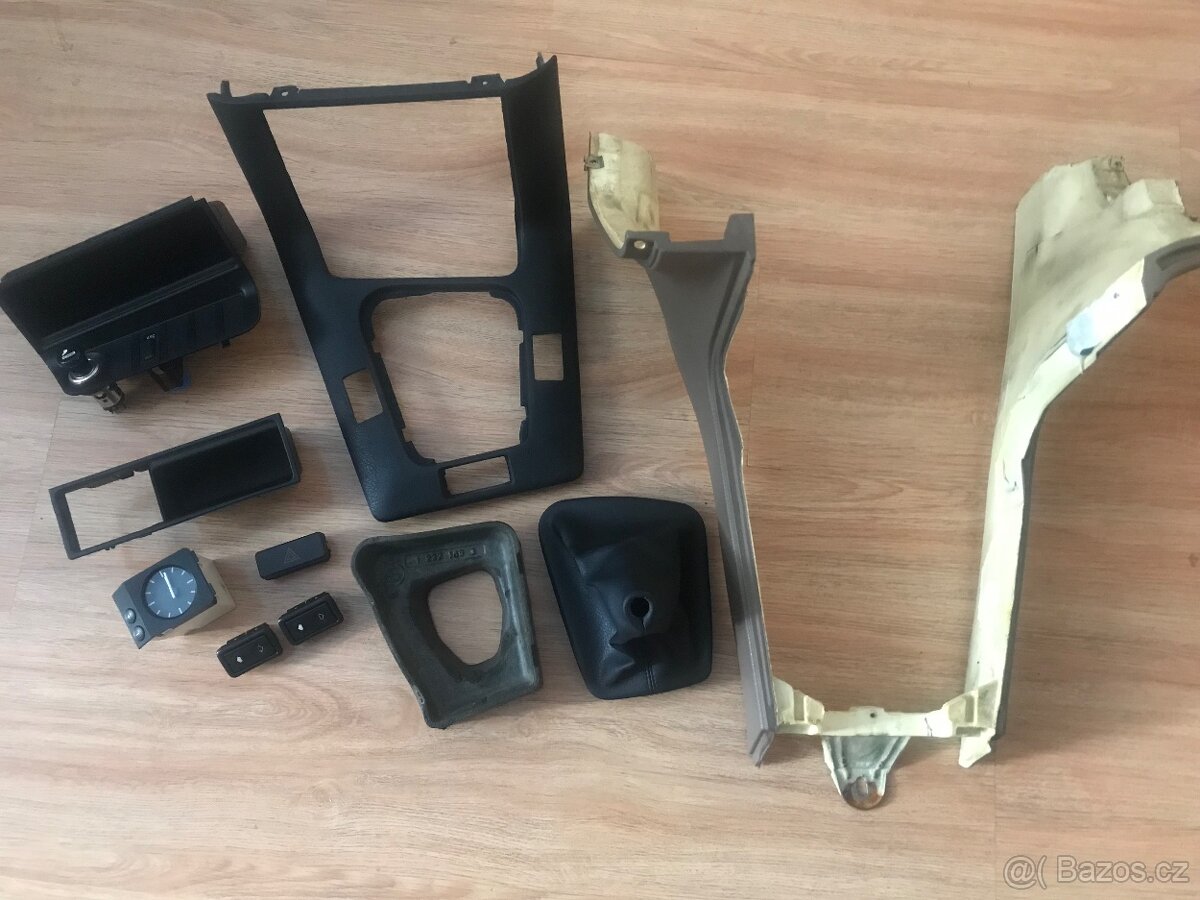 Přední prostřední uložený prostor BMW E36