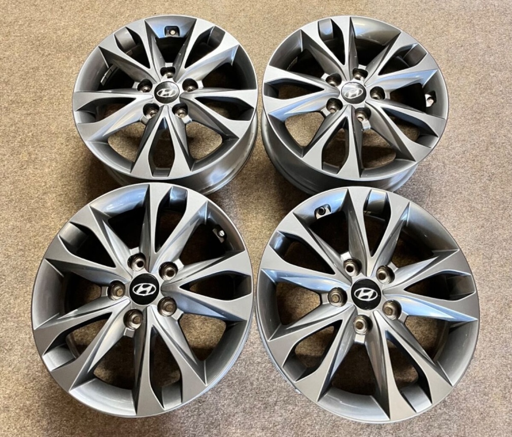 5x114,3 R16 originál alu disky Hyundai - ET 48