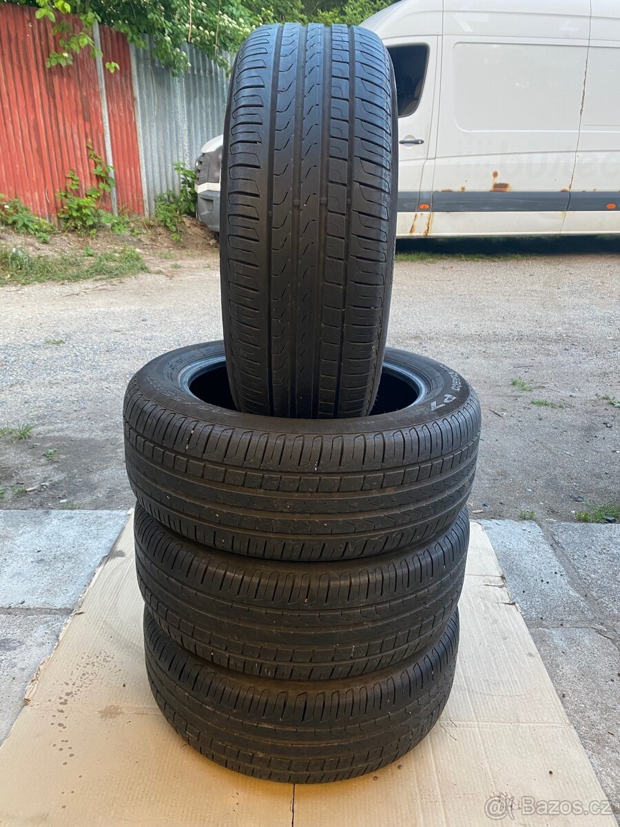 215/55 R17 94W Pirelli 2x6mm 2x5mm dot3819 Letní