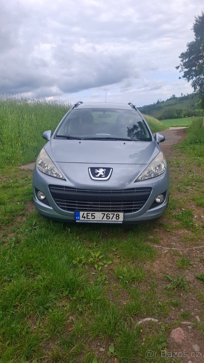 Prodám Peugeot 207 top stav ujeté k.m.48 201