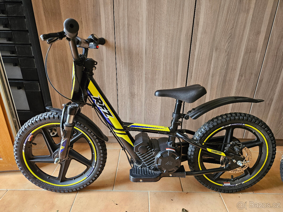 elektrické dětské odrážedlo APOLLO RFZ Sedna 16 PRO