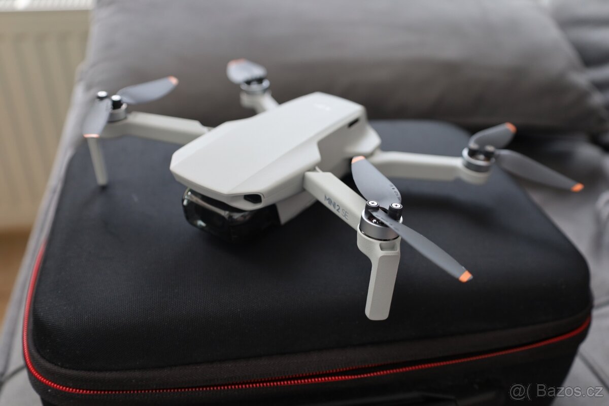 DJI Mini 2 SE + příslušenství