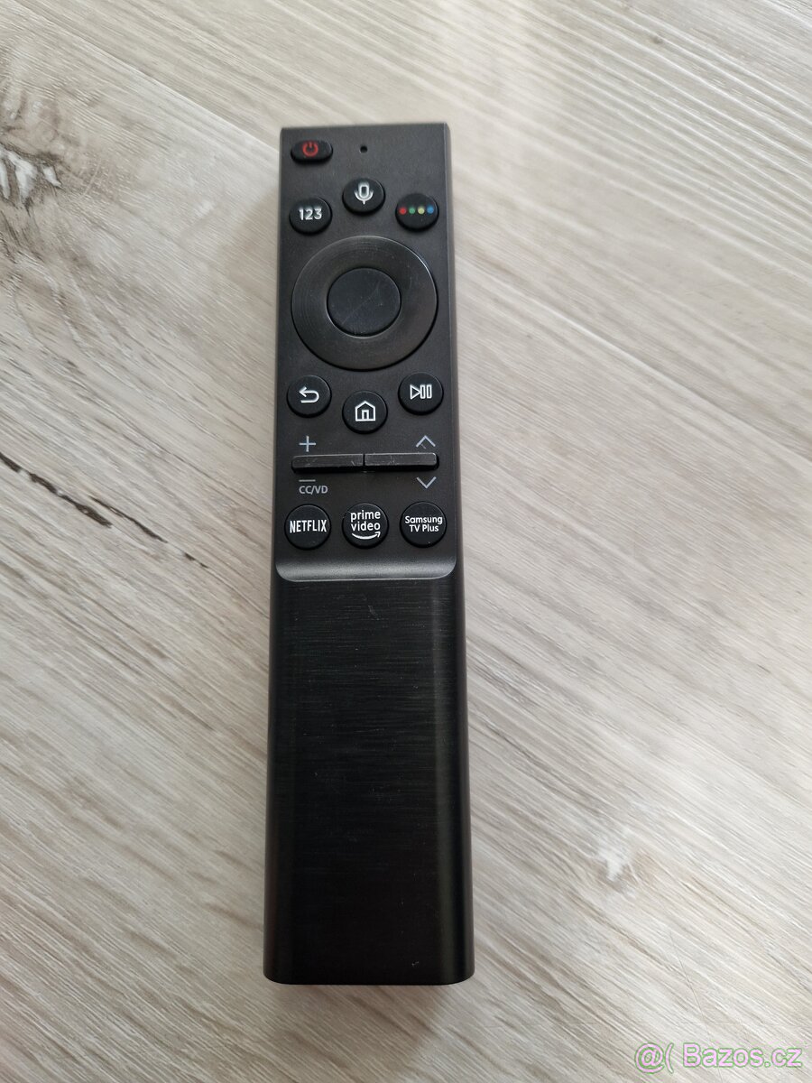 Samsung smart ovladac s hlasovým ovládáním