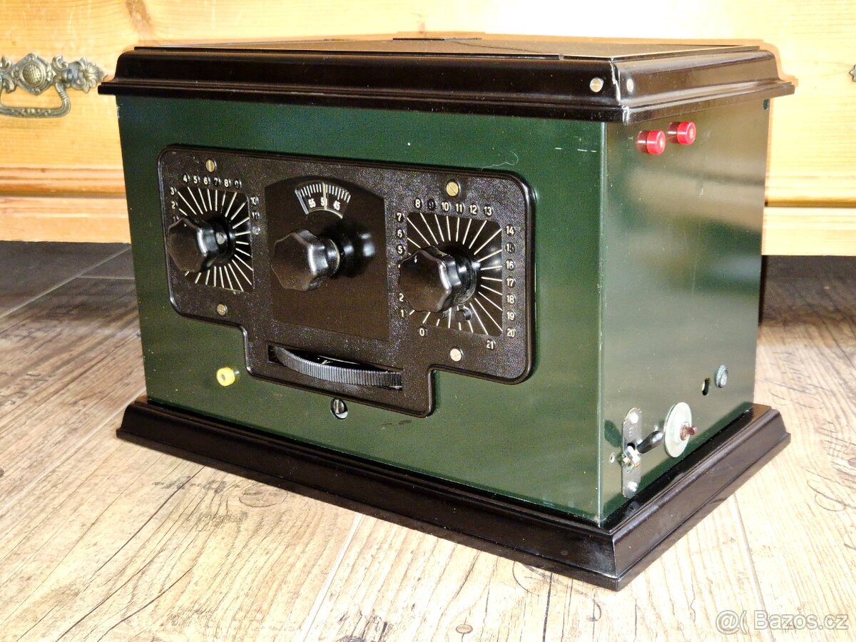 Starožitné rádio Telefunken 32A, (T32A), 1930-1932, Německo