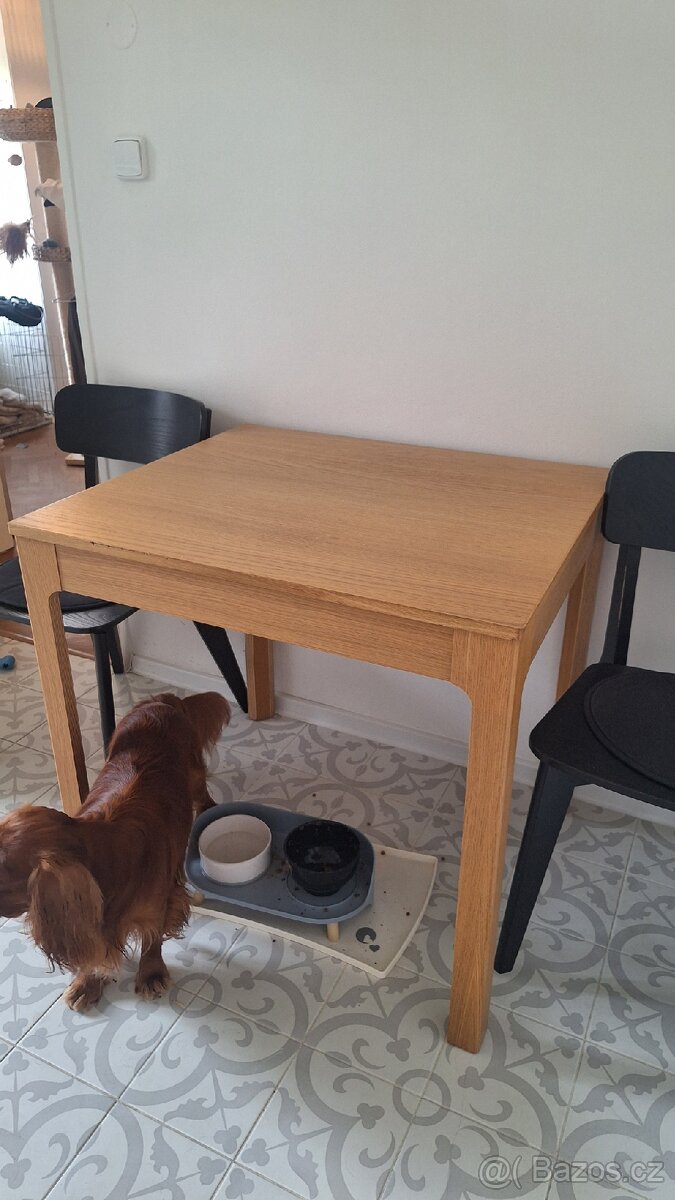 Stůl ikea EKEDALEN