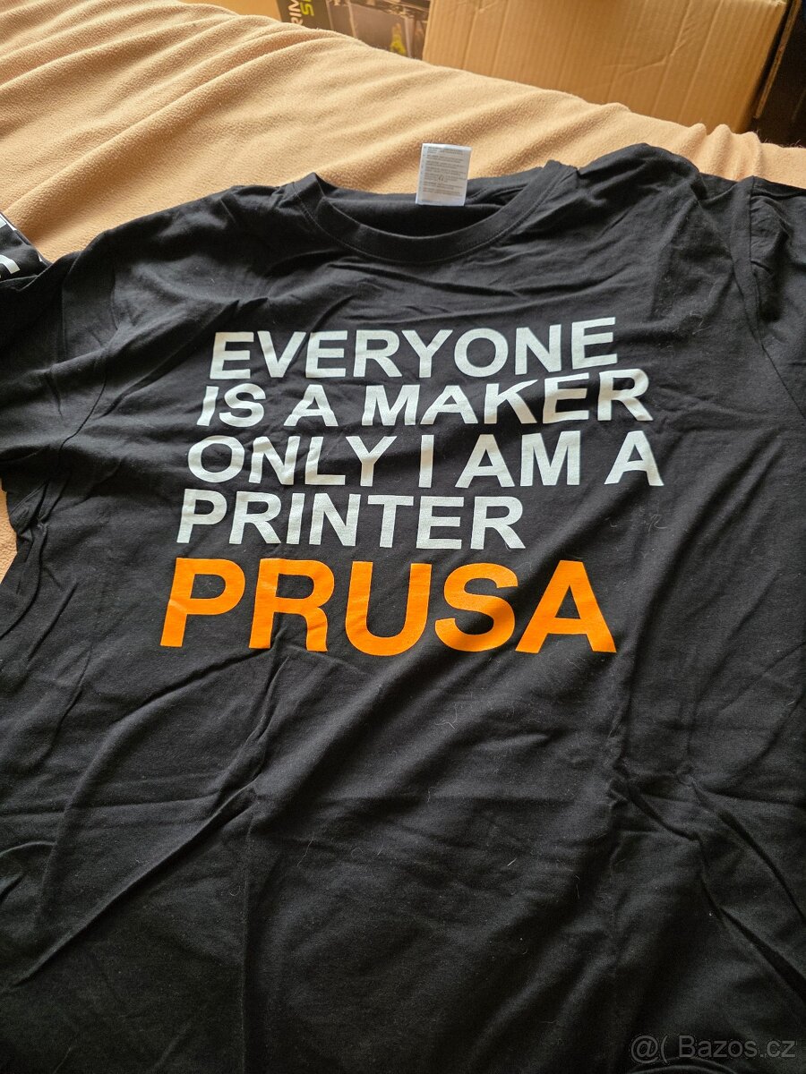 Original Prusa merchandise Trika