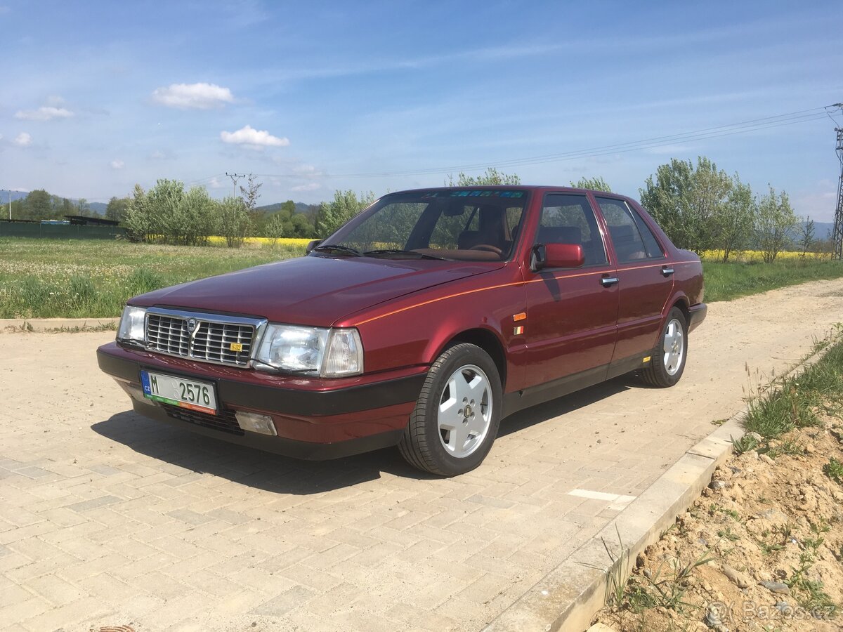 Lancia Thema 8.32