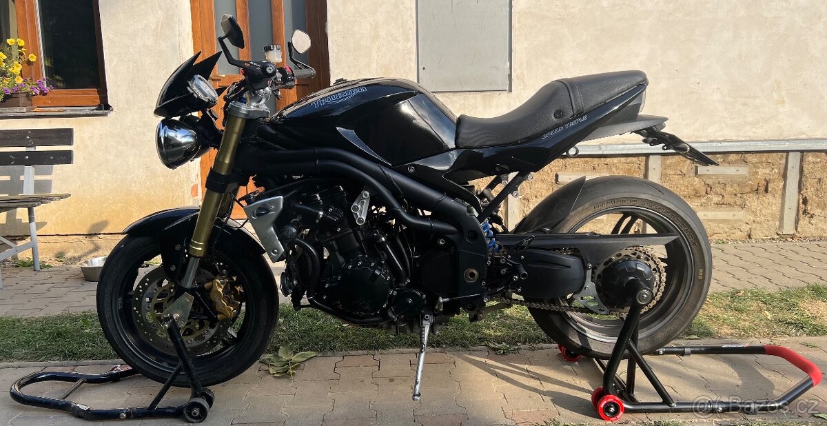 Triumph Speed Triple 1050