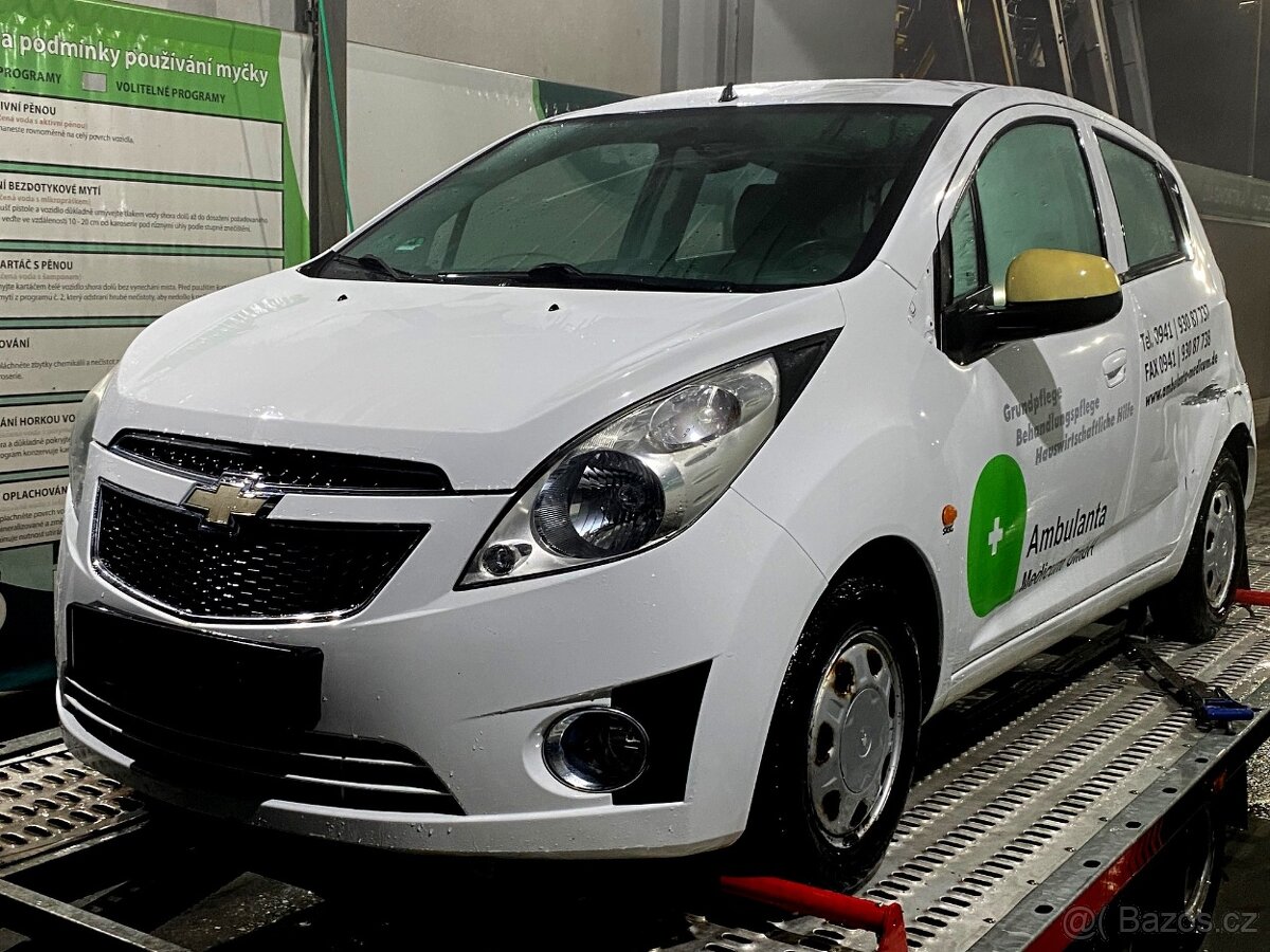Chevrolet Spark 1.0L RV 2011 poškozaný