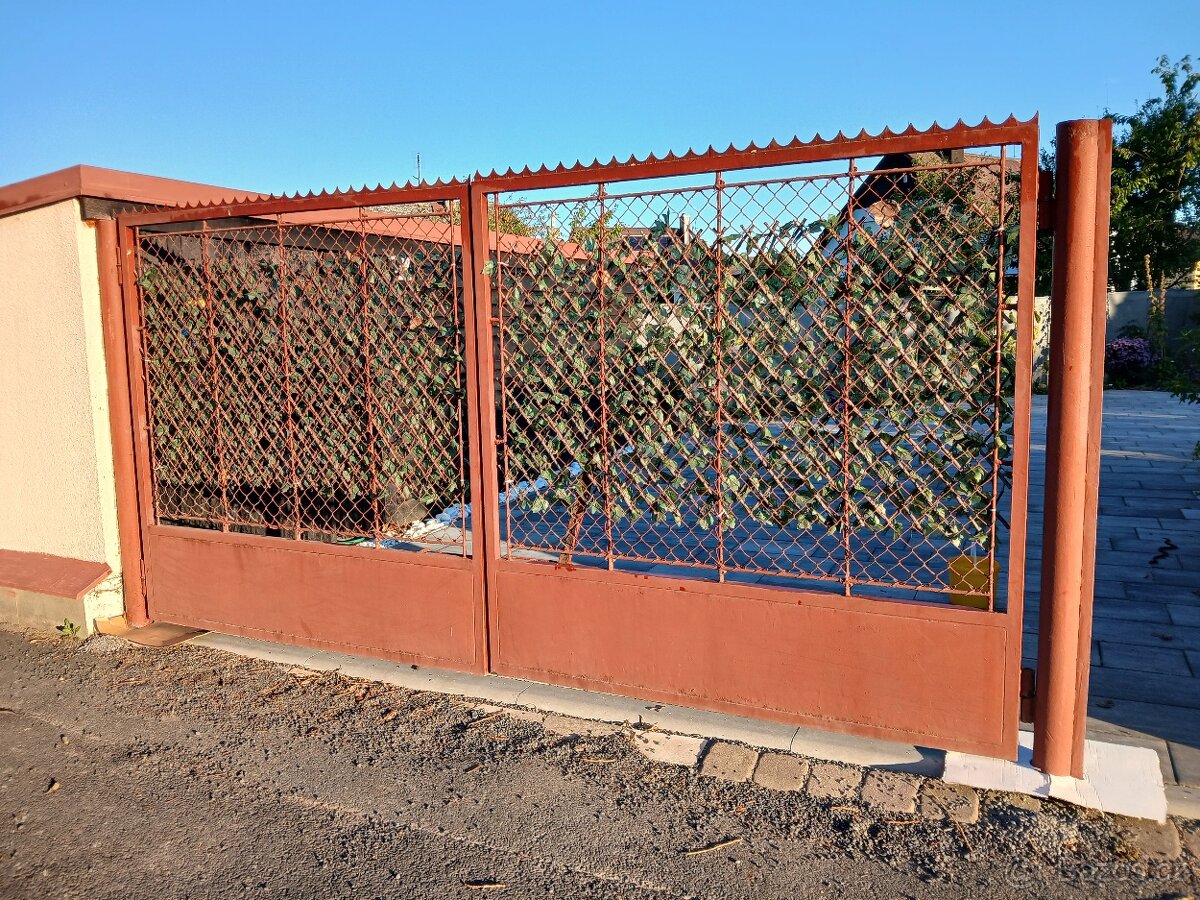 Prodám bránu a branku