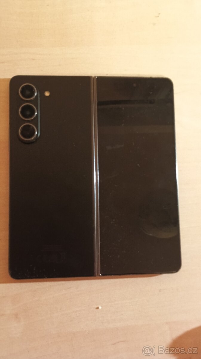 Samsung Galaxy Z Fold 5