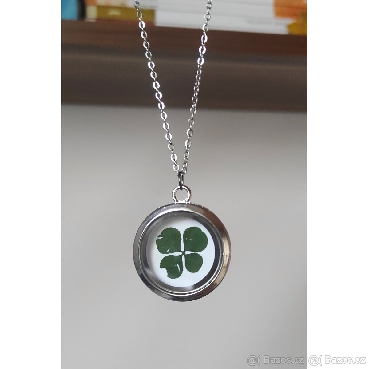 Řetízek s pravým čtyřlístkem (číslo 2)