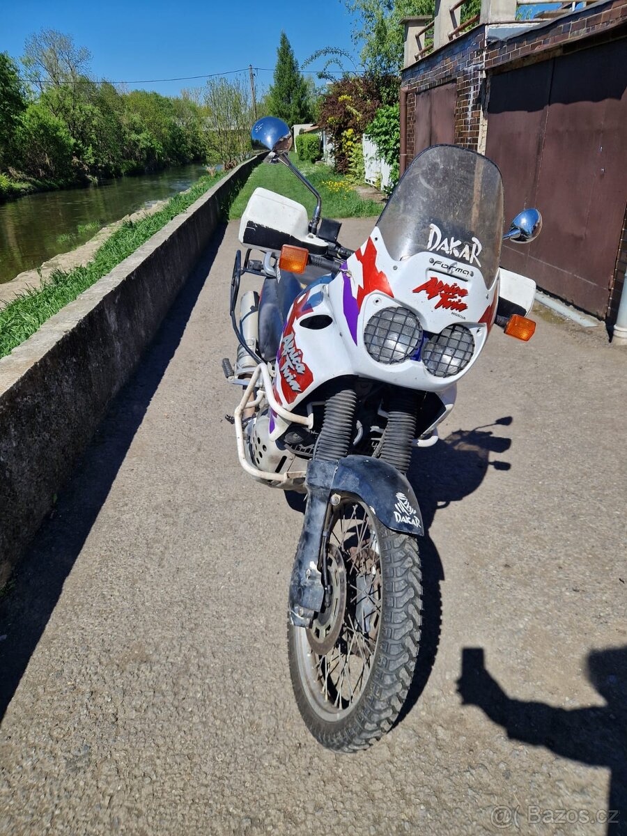 Honda africa twin 750 XRV