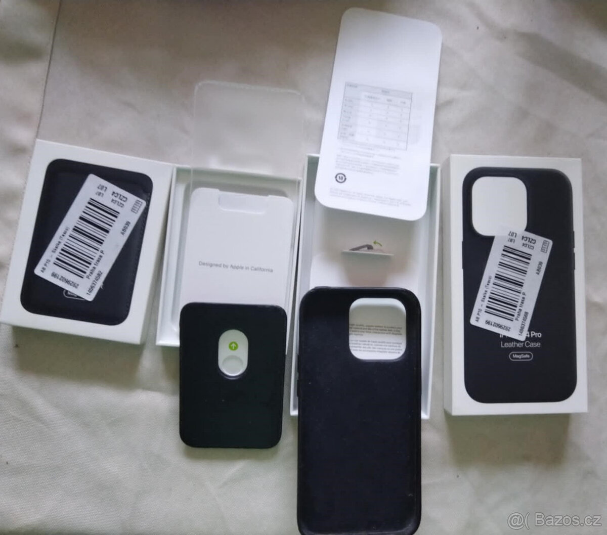 Apple magnetická KOŽENÁ peněženka s MagSafe