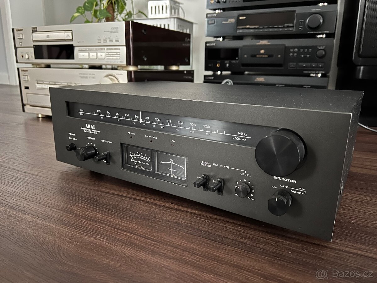 Stereo AM/FM AKAI AT-2600