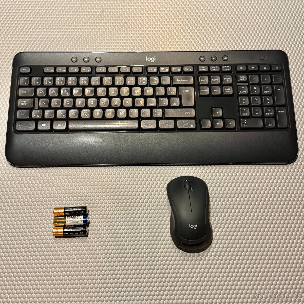 Logitech MK540 bezdrátová klávesnice + M310 Myš
