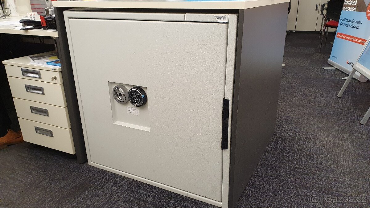 Trezor Koval EK 4800, SLEVA