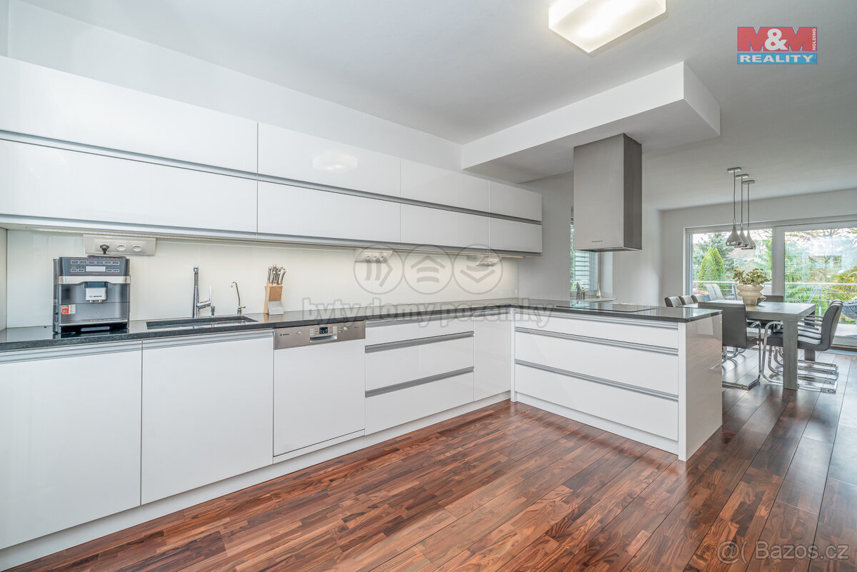 Prodej rodinného domu, 500 m², Olomouc, ul. U Hradiska