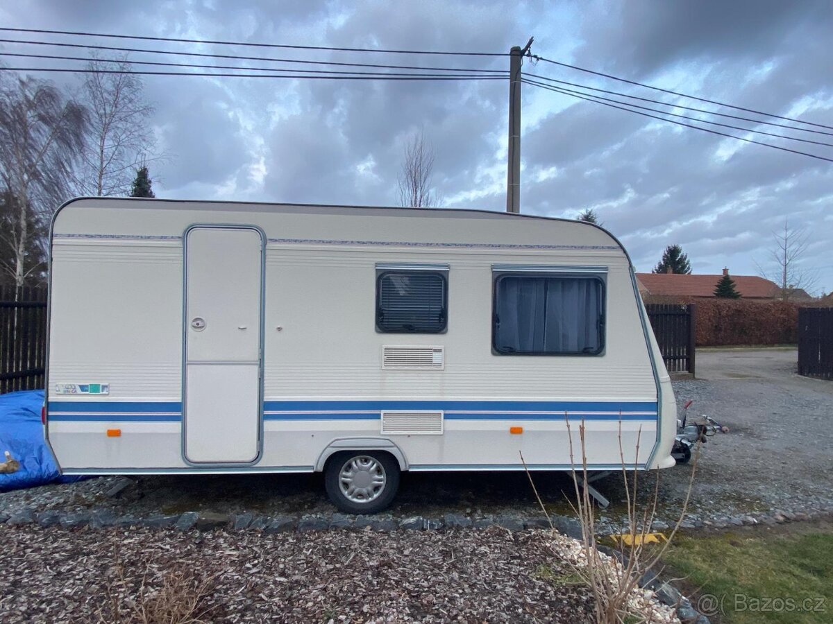 Karavan Adria Unica r.2002 Palandy
