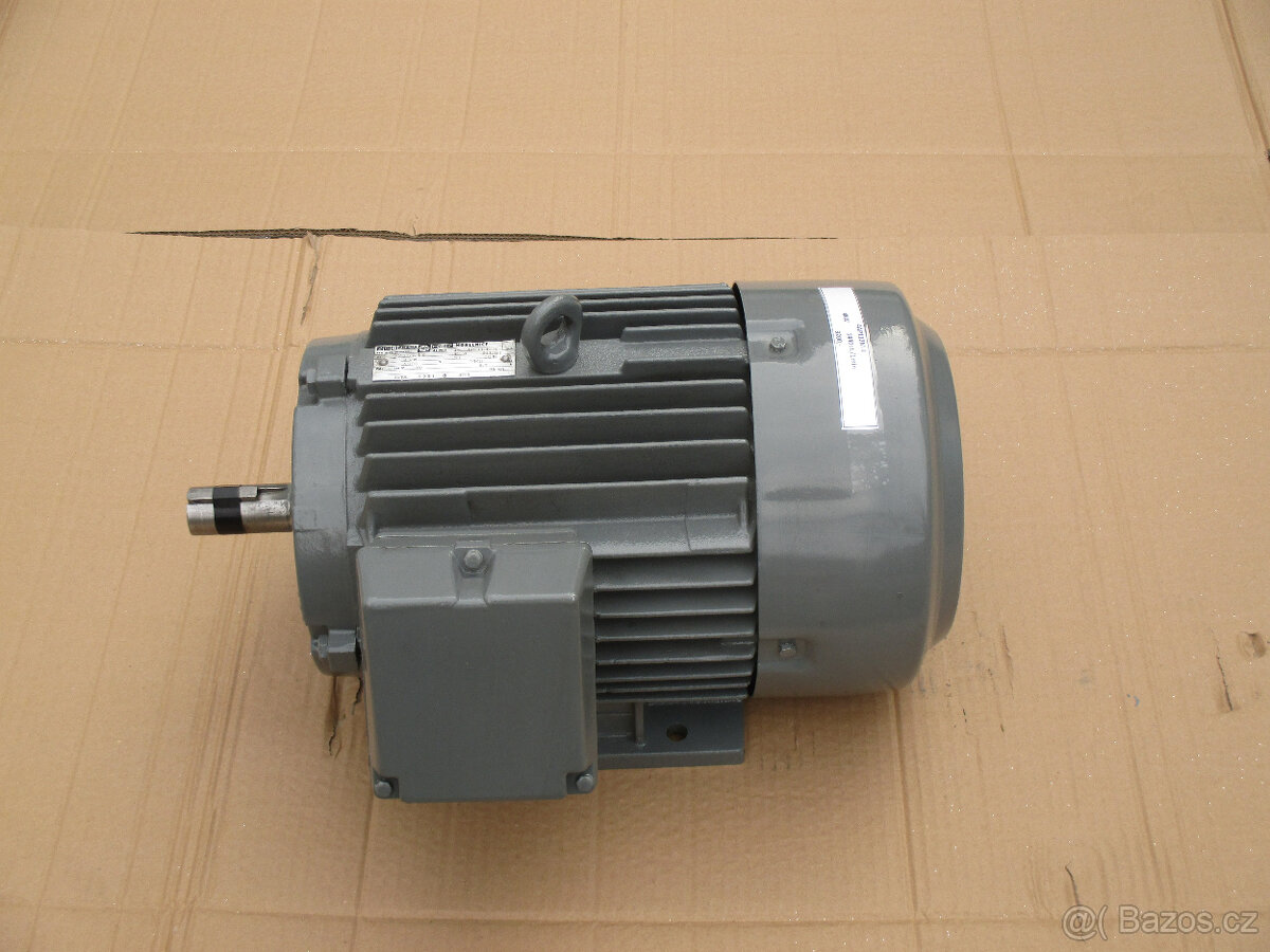 Elektromotor 4AP112M-4 4KW 1440ot. Výstupní hřídel 28mm.