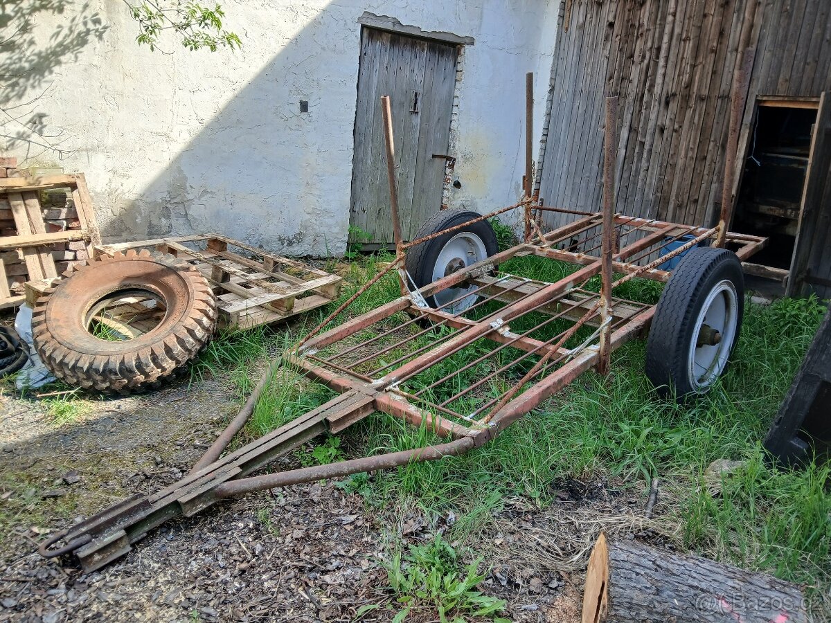 Vyvážečka na dřevo za traktor