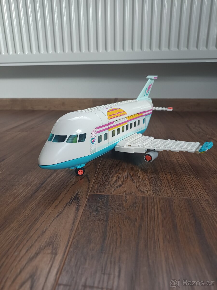 LEGO Friends 41429 Letadlo z městečka Heartlake