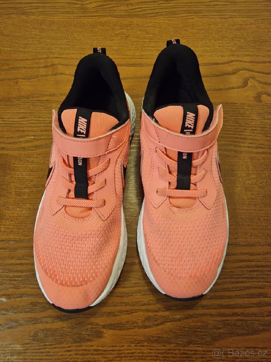 Boty Nike dětské vel.35