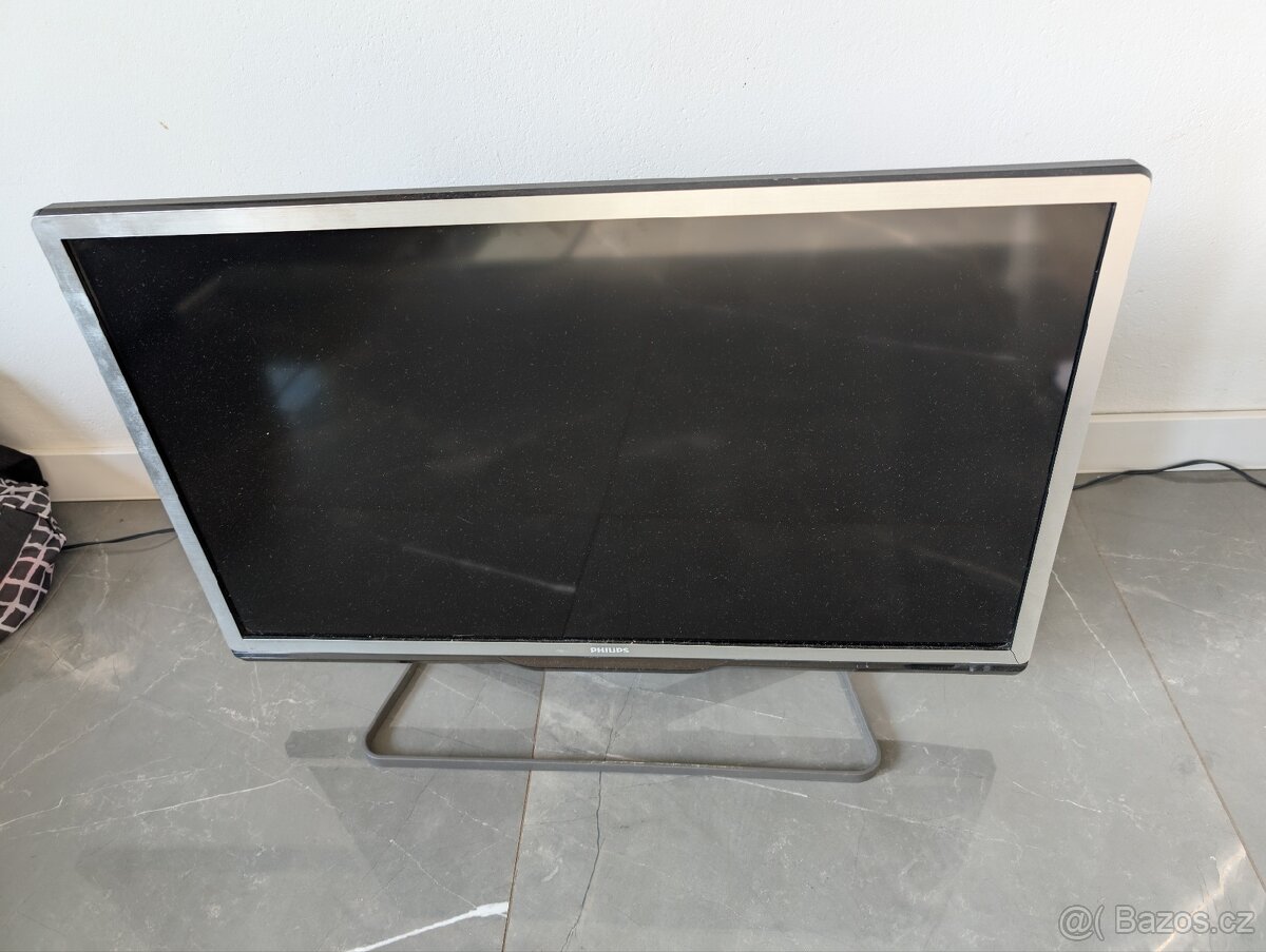 81cm Televize Philips 32PFL4508H/1 3D