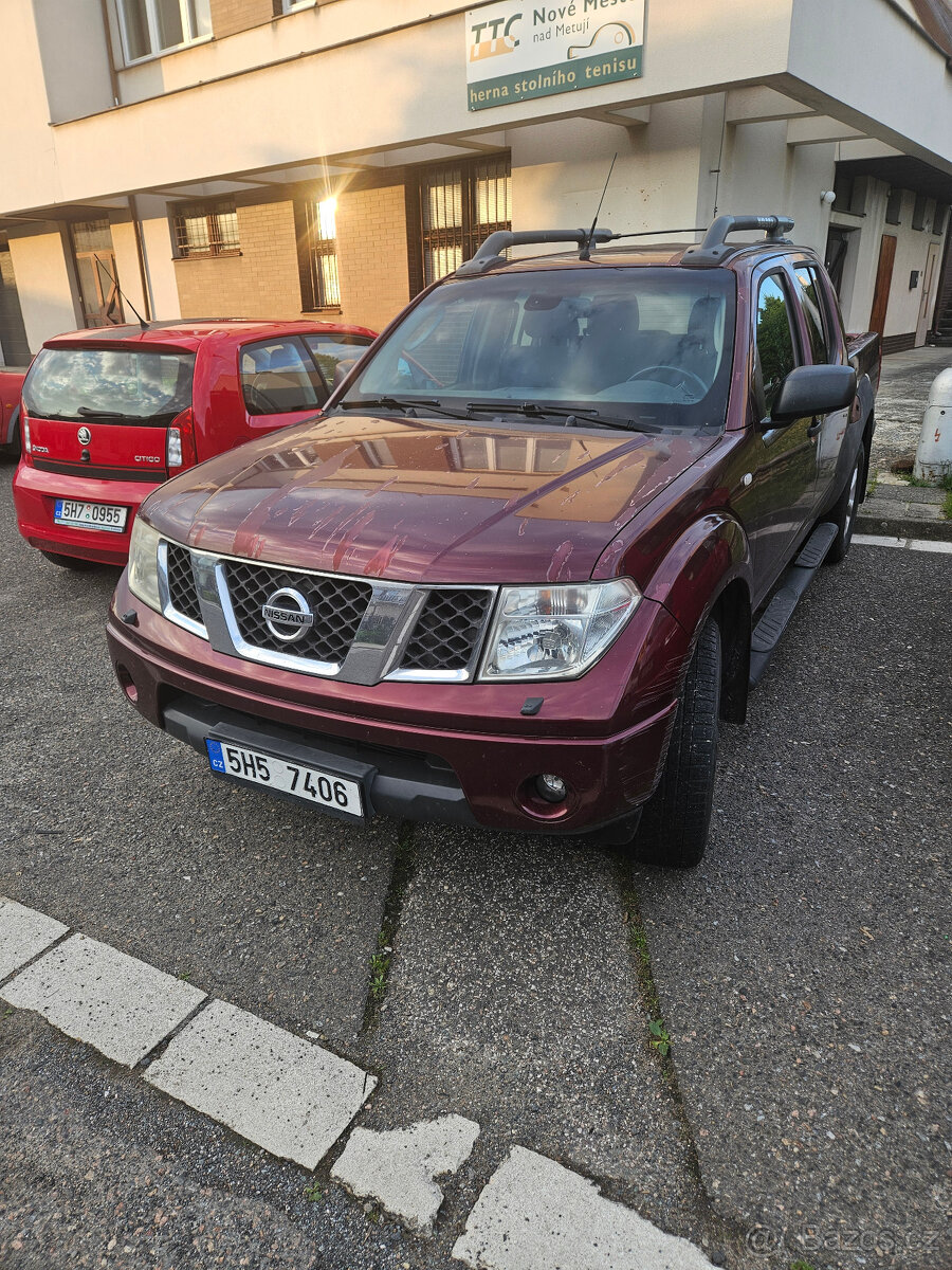 NISSAN NAVARA