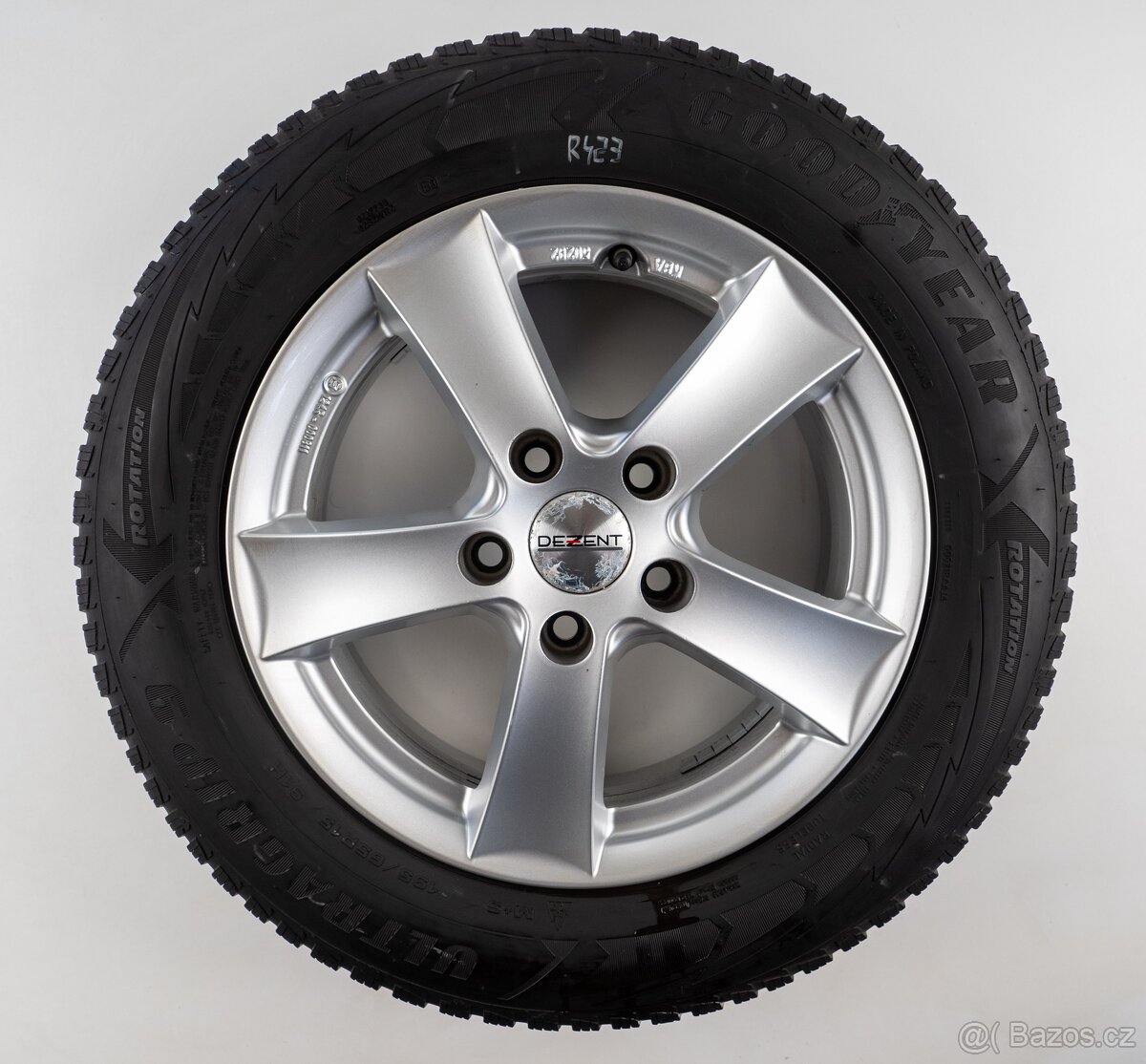 Volkswagen Golf - 15" alu kola - Zimní pneu