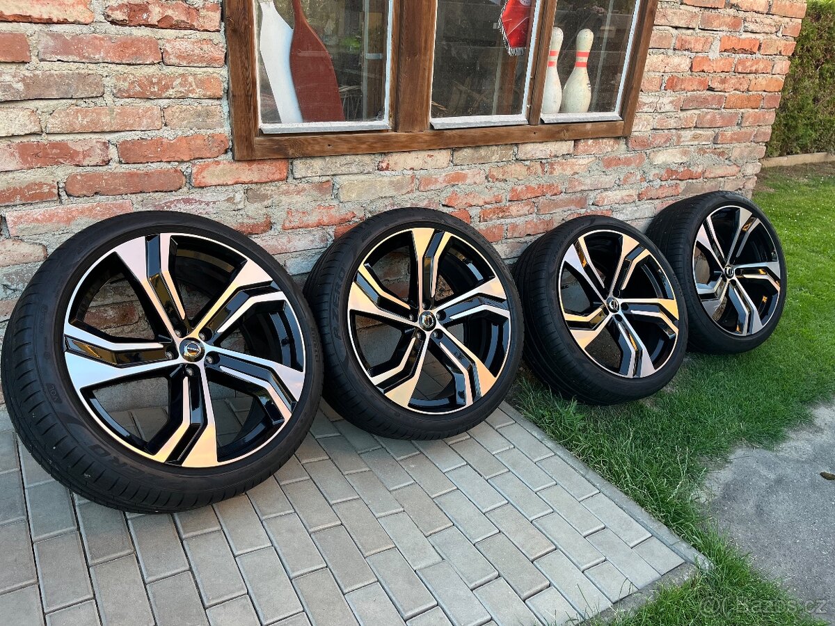 Letní originál kola Volvo XC90