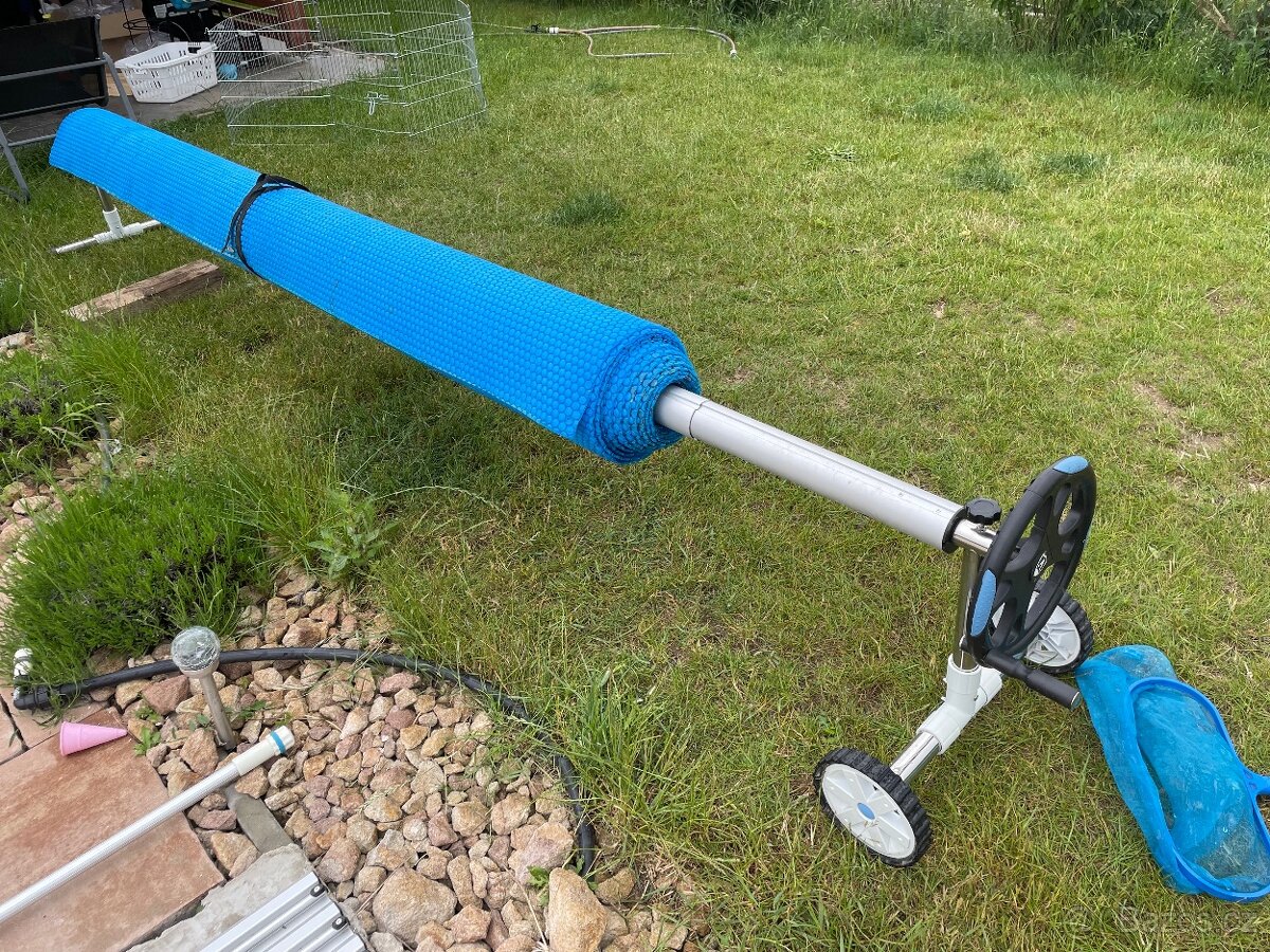 Solární plachta s navijákem