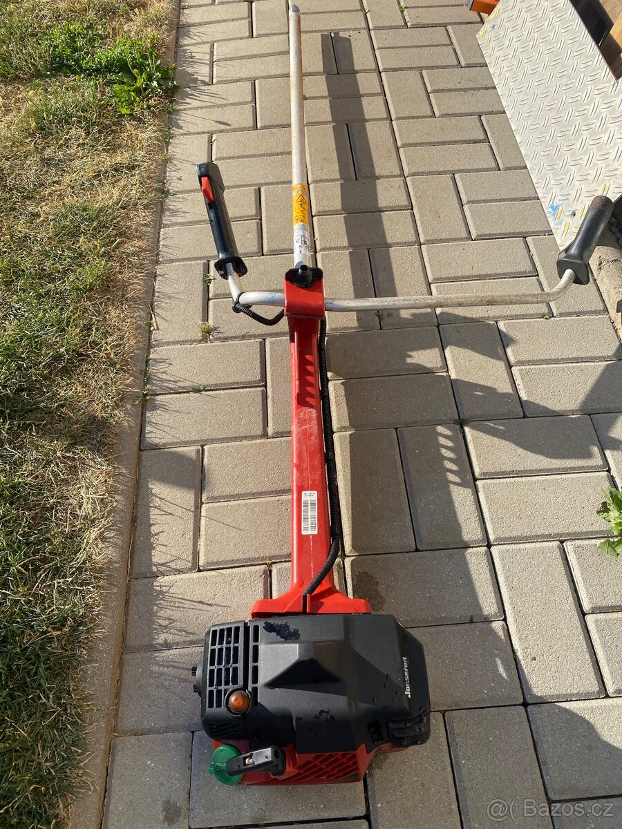 křovinořez jonsered gr 2036 Na díly