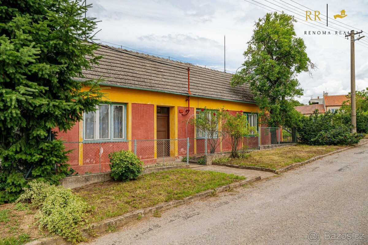 Prodej RD 2+1 s příslušenstvím a zahradou, Mikulovice u Znoj