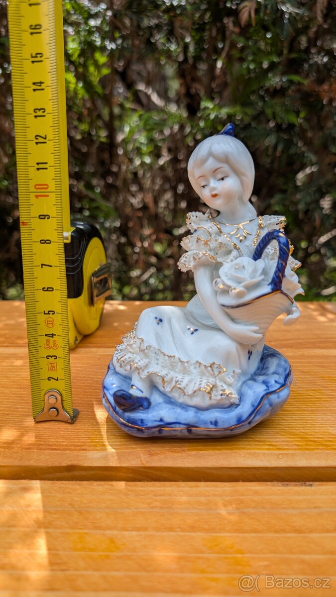 Porcelánová soška