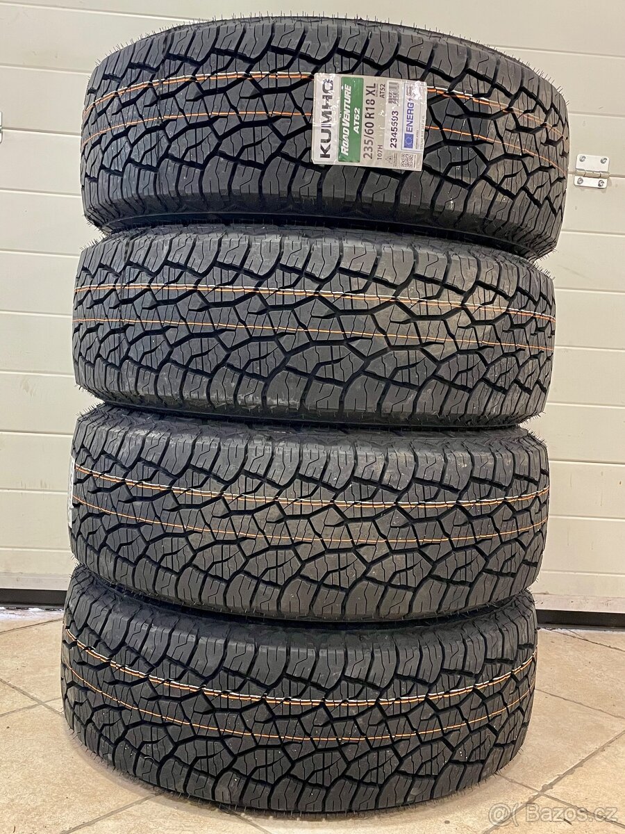 Kumho Road Venture AT52 235/60 R18 107H XL 4Ks celoroční