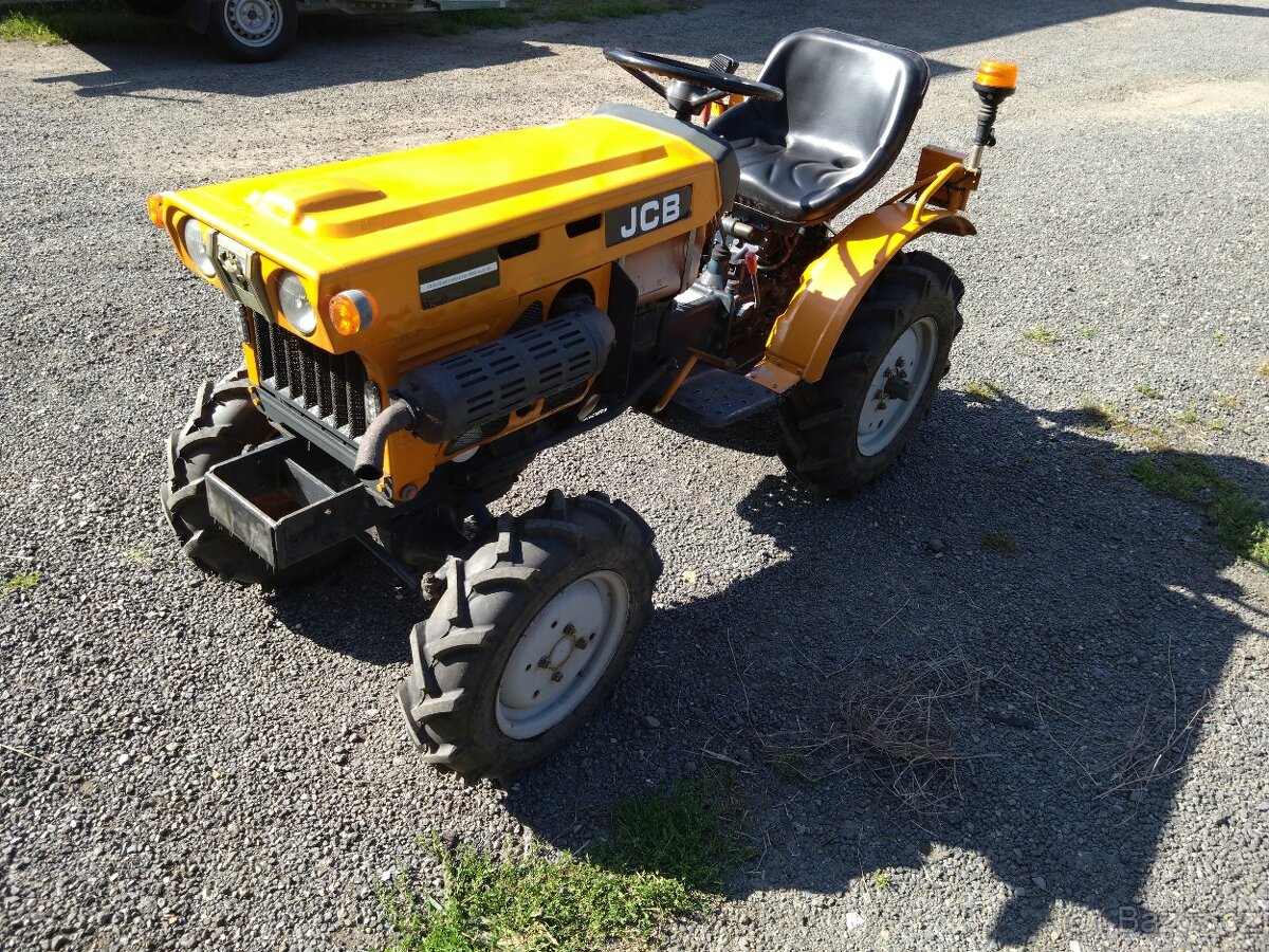Prodám malotraktor Kubota B6001