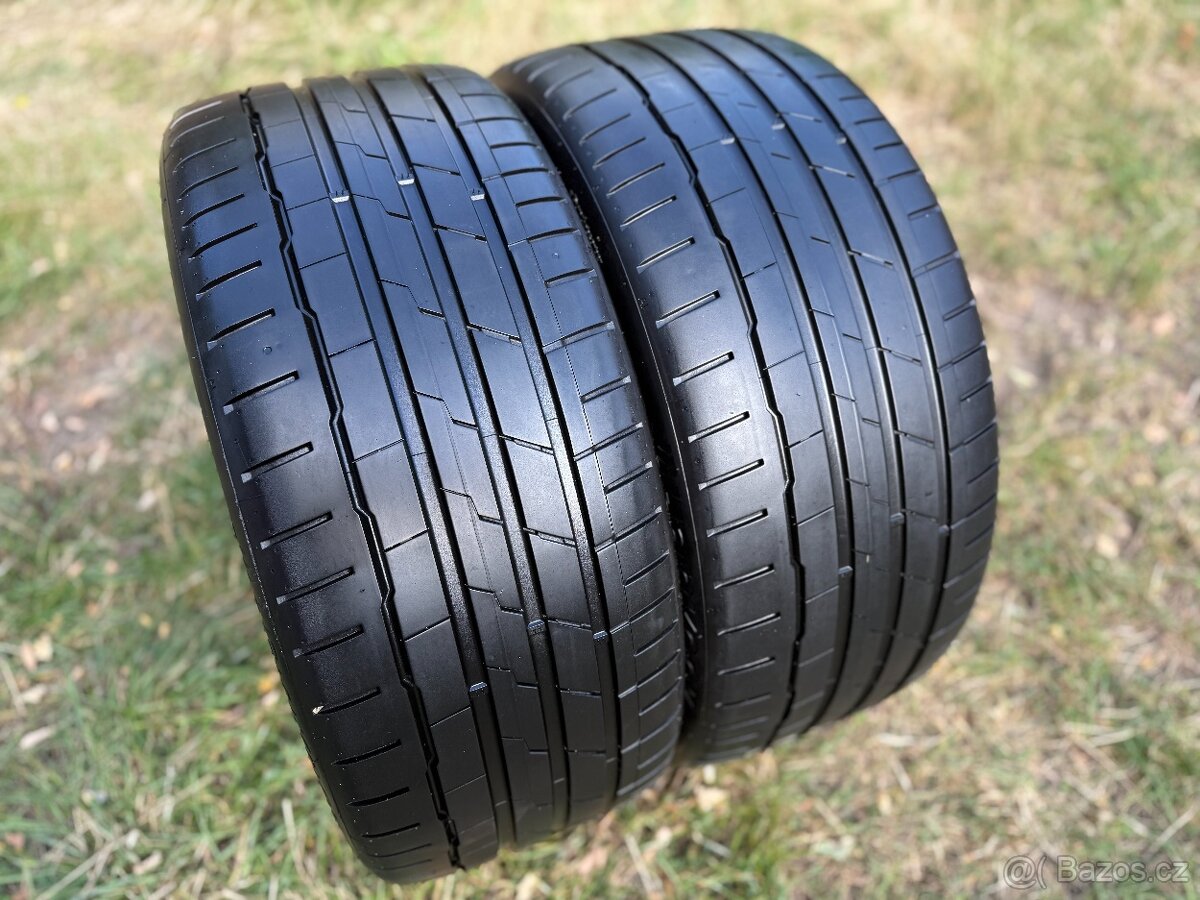 2x Letní pneu Hankook VENTUS S1 Evo³ - 235/40 R19 XL - 85%
