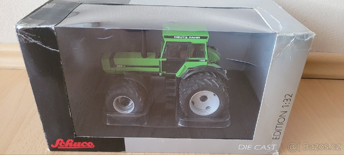 Model traktoru deutz fahr DX8.30    1:32