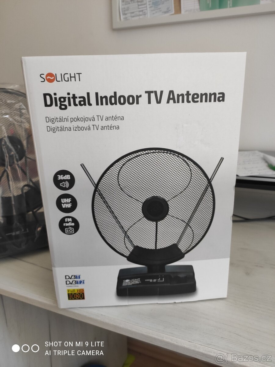Digitální pokojová anténa