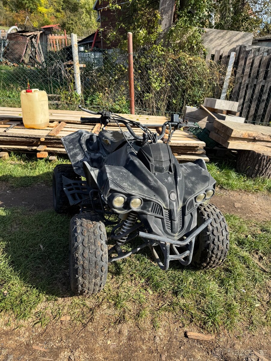 Velká čtyřkolka 125ccm