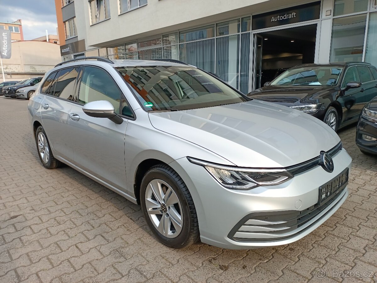 VW Golf 8 Variant 2.0TDI 110kW DSG LED - Zálohováno